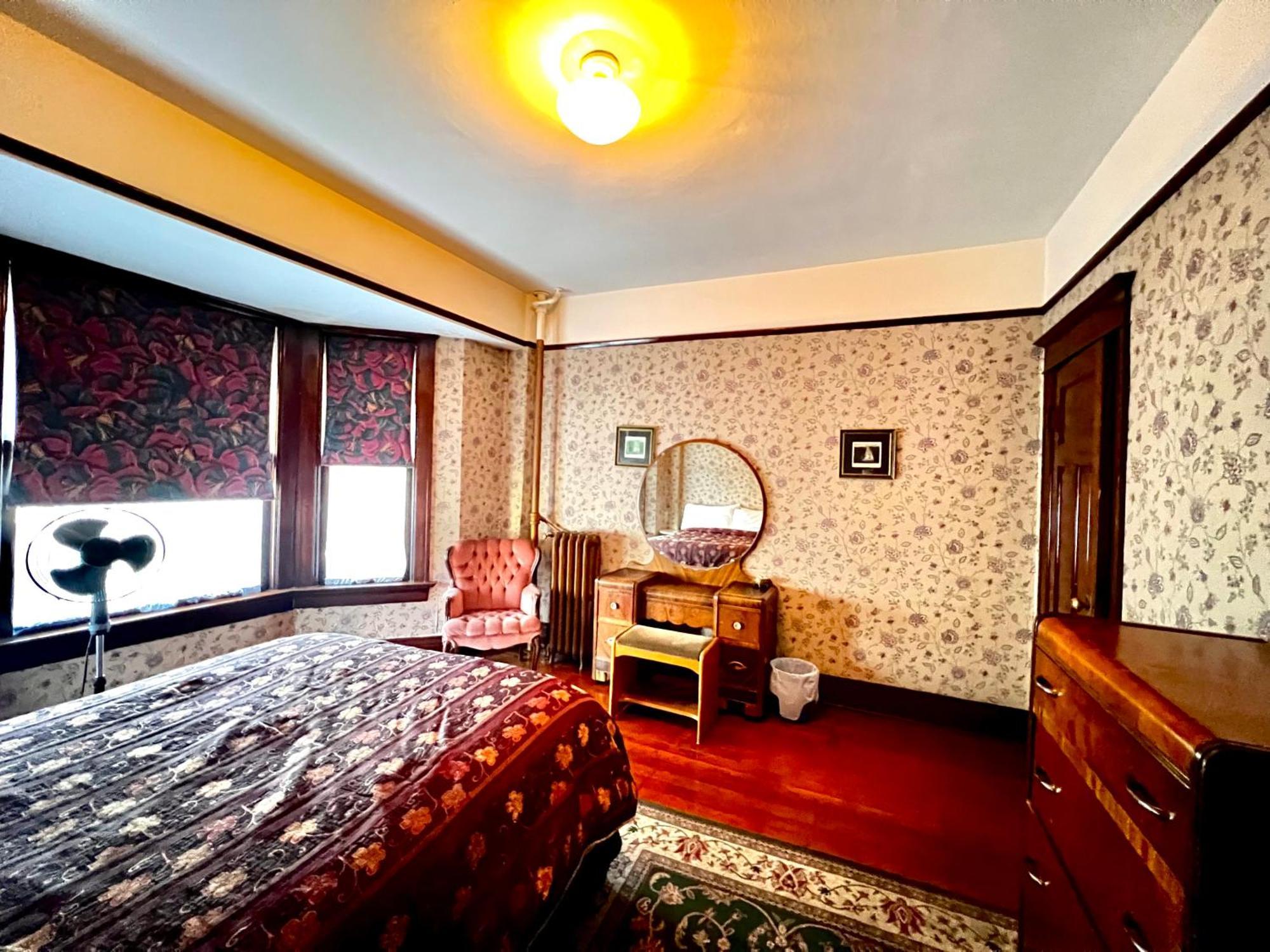 Arundel Mansions Hotel Нью-Вестмінстер Екстер'єр фото